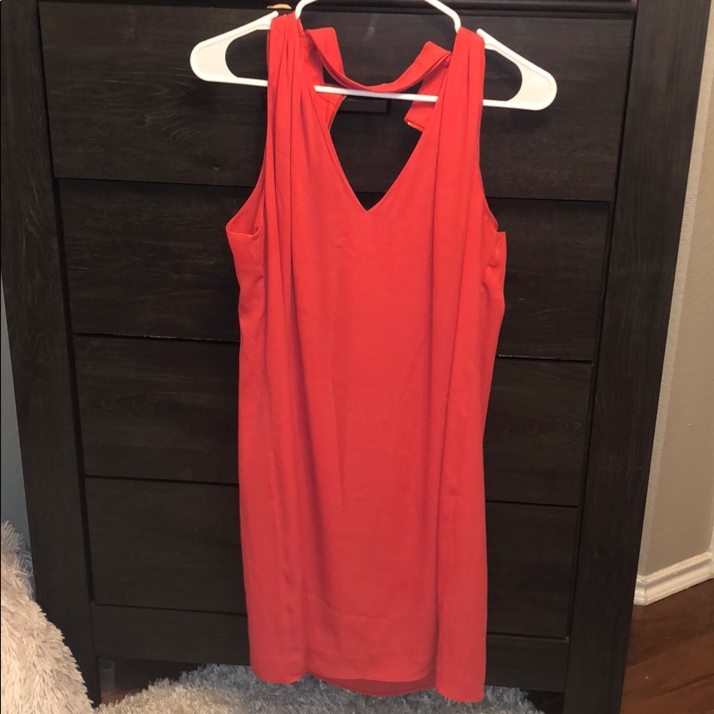 Formal dress collared